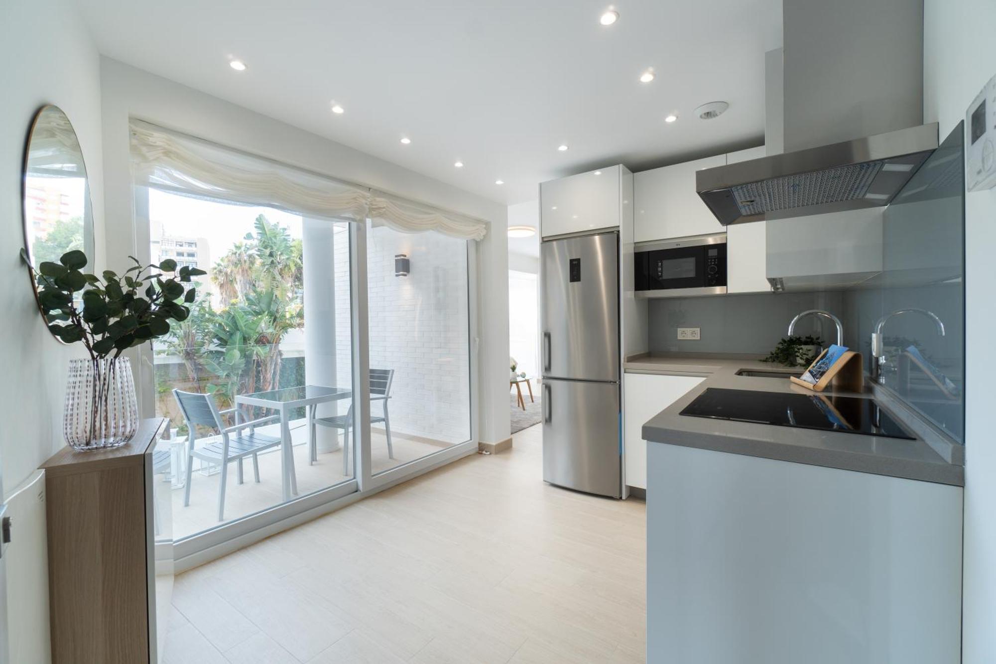 Brisa Puerto Marina Apartments 贝纳尔马德纳 外观 照片