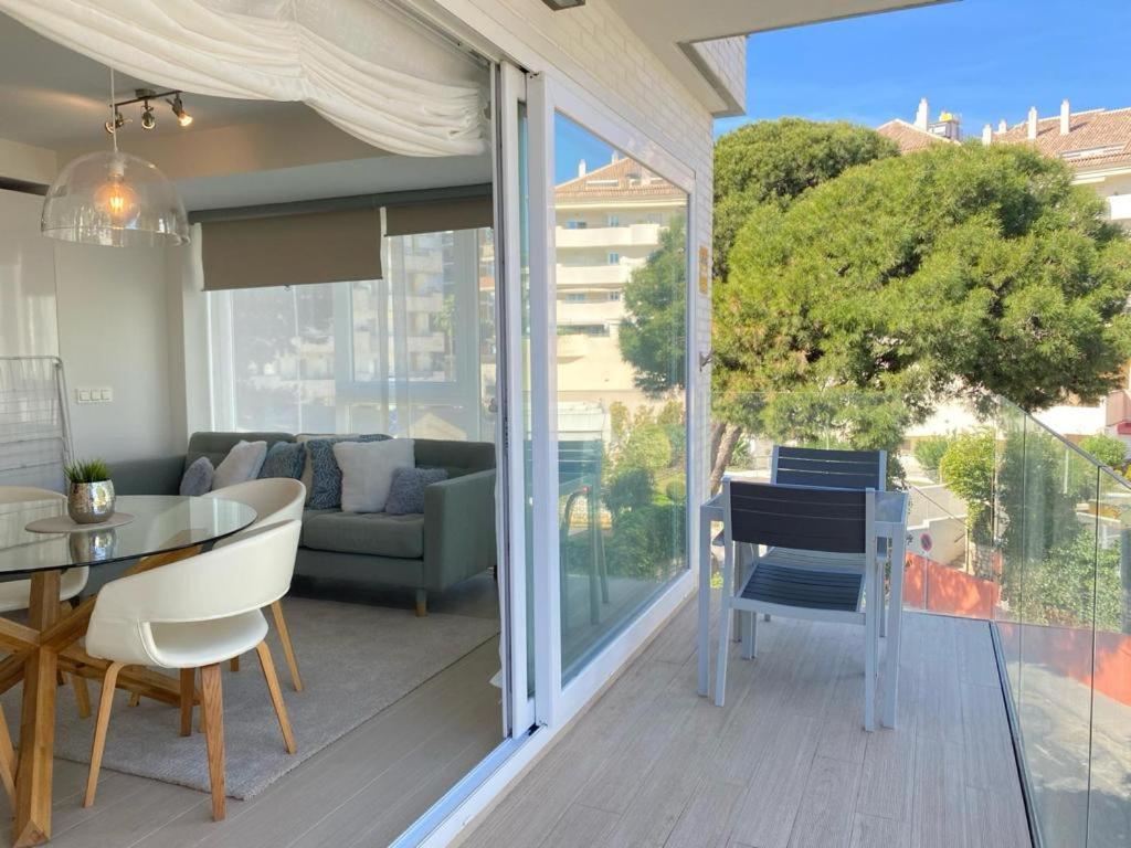 Brisa Puerto Marina Apartments 贝纳尔马德纳 外观 照片