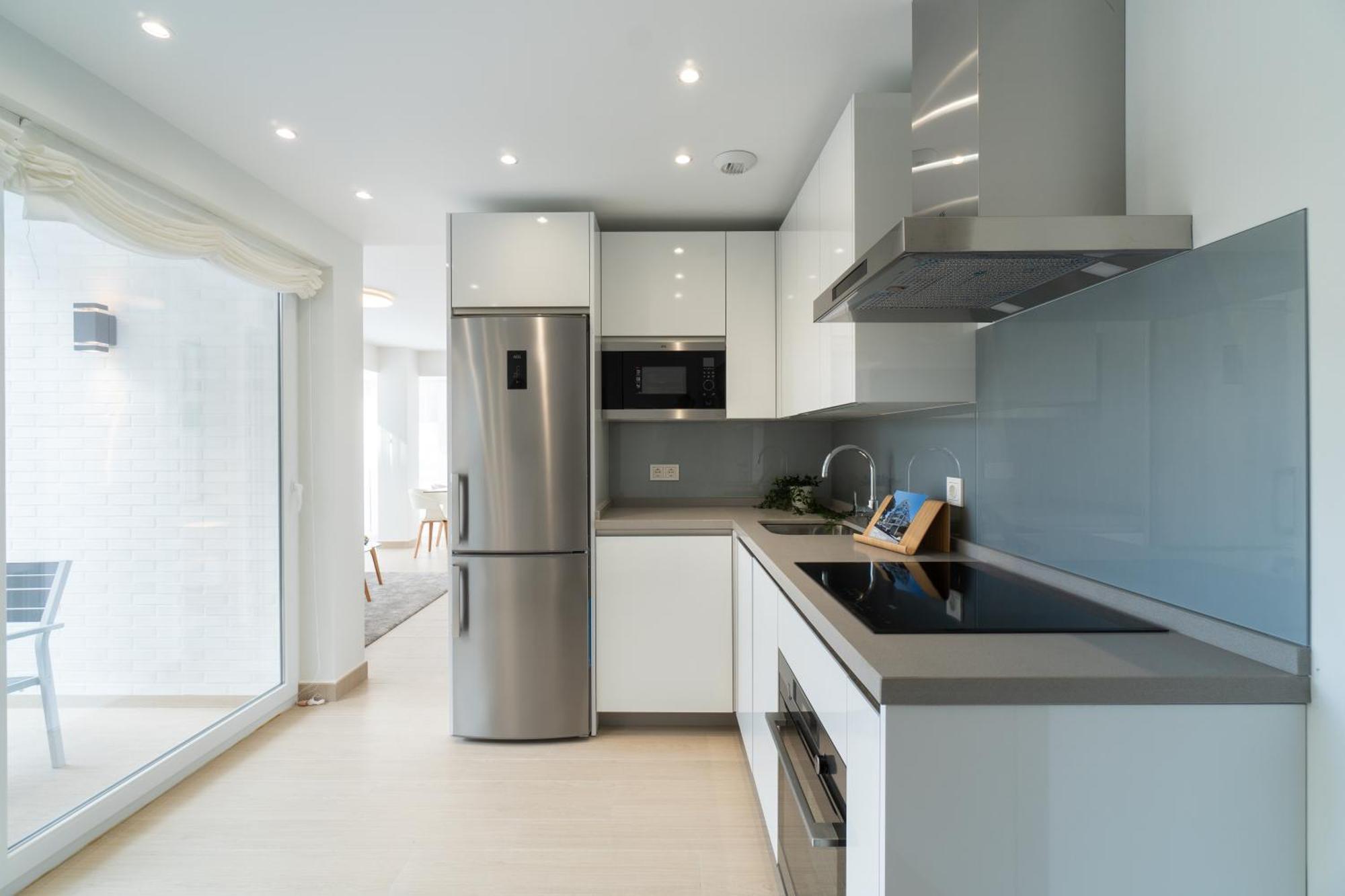 Brisa Puerto Marina Apartments 贝纳尔马德纳 外观 照片