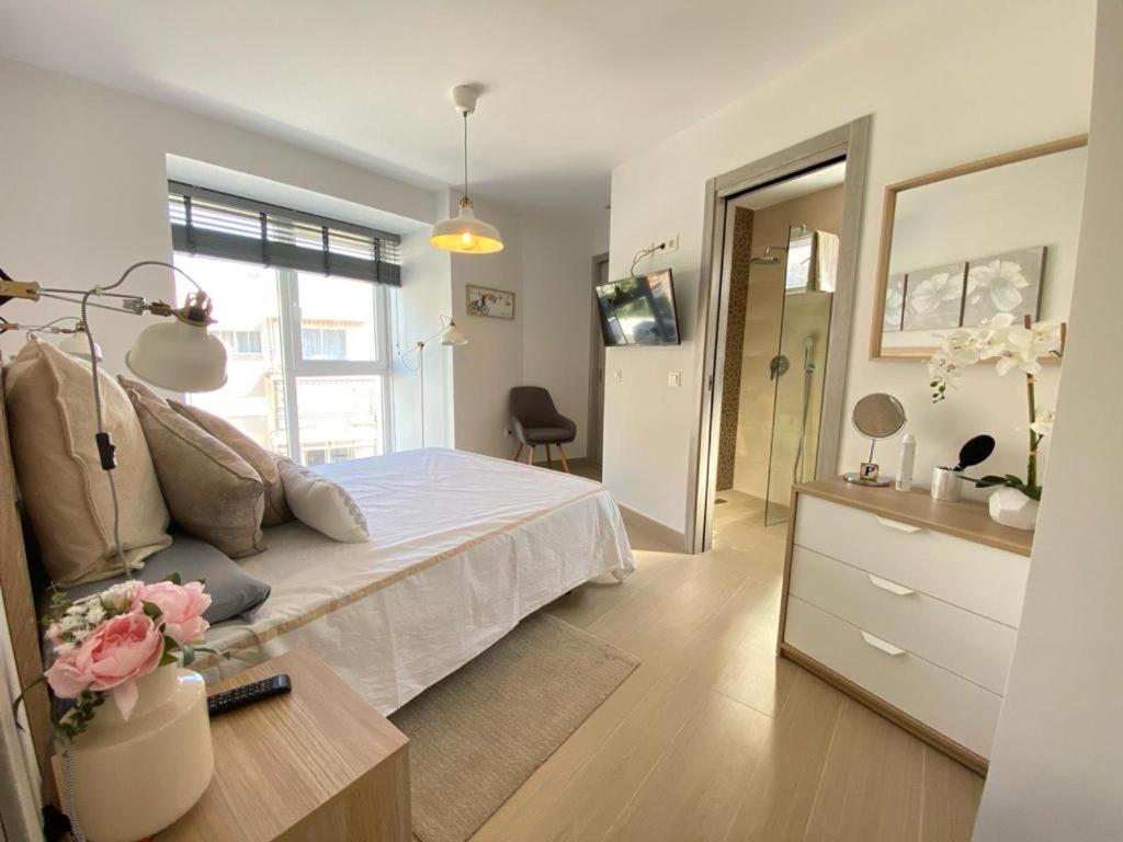 Brisa Puerto Marina Apartments 贝纳尔马德纳 外观 照片