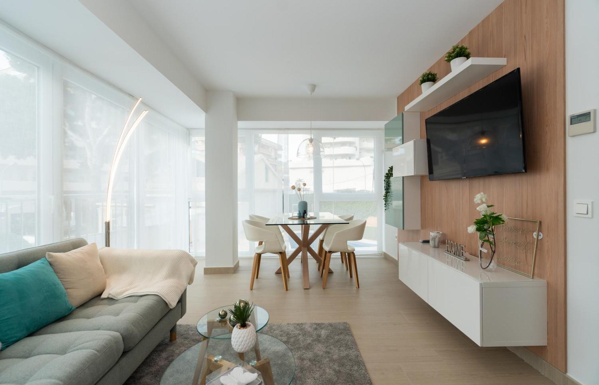 Brisa Puerto Marina Apartments 贝纳尔马德纳 外观 照片