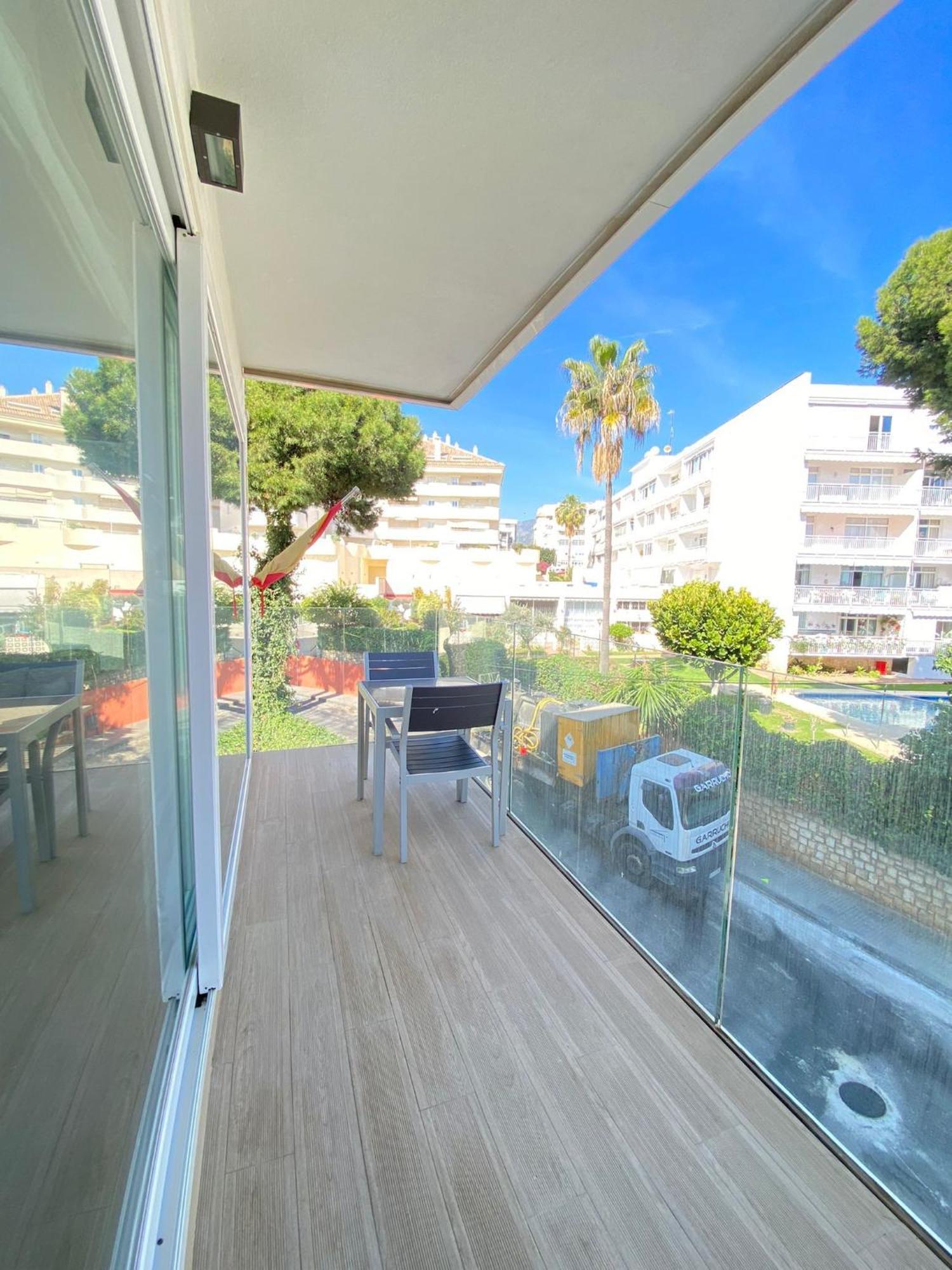 Brisa Puerto Marina Apartments 贝纳尔马德纳 外观 照片